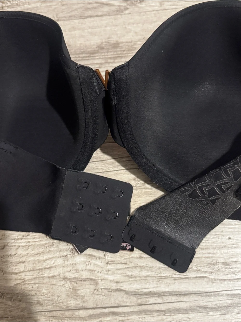 Victoria's Secret Black Strapless Bra 36DD
